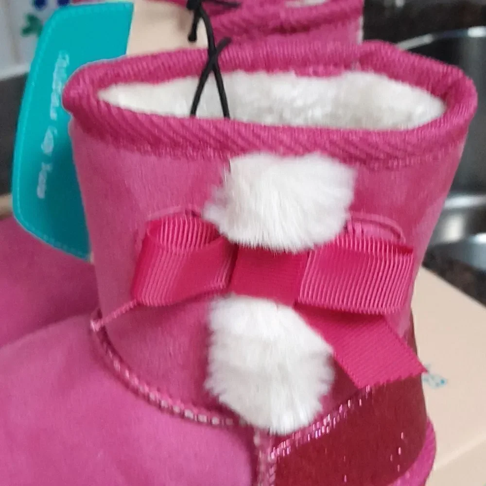 Lily and Dan Cozy Boots...Size 7-8